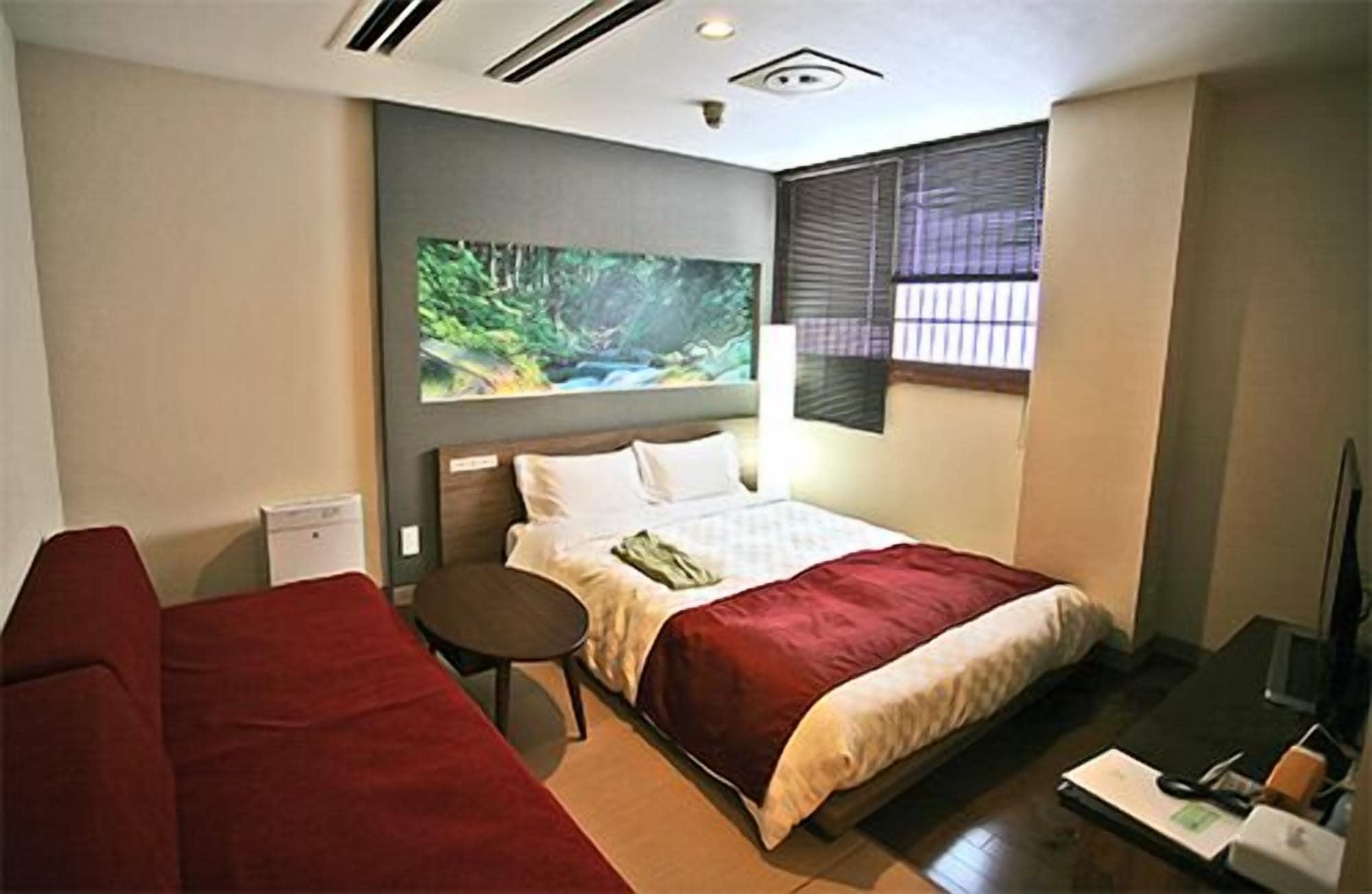 Hiroshima Intelligent Hotel Stadium Mae Екстериор снимка
